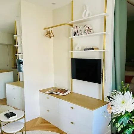 Apartment Cosy Dans Le 17 *